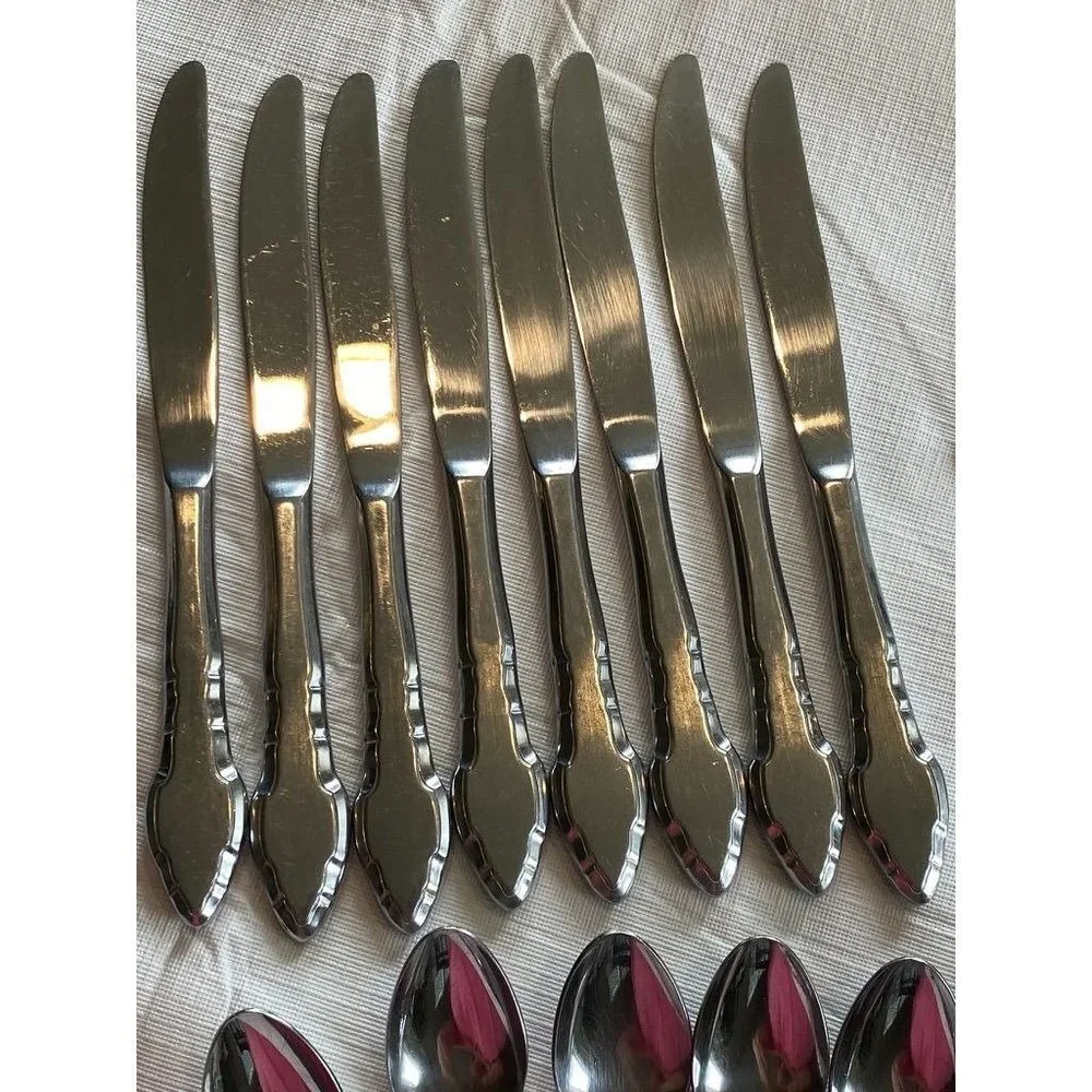 Silhouette Pattern 1959 International Silver Co. Silverplate Service for 8